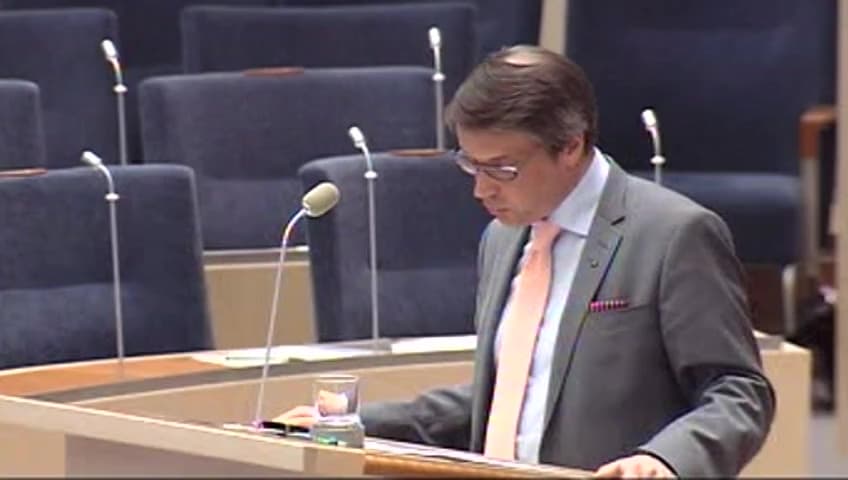Stillbild från Interpellationsdebatt, Riktlinjer för vård vid livets slut