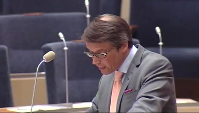 Stillbild från Interpellationsdebatt, Den dolda kvinnosjukdomen endometrios
