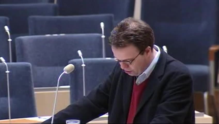 Stillbild från Interpellationsdebatt, Situationen för yrkesarbetande småbarnsföräldrar