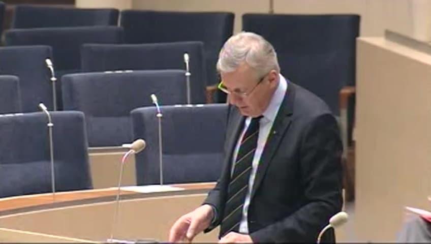 Stillbild från Interpellationsdebatt, Regeringens stödpaket till bankerna