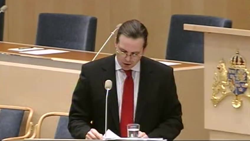 Stillbild från Interpellationsdebatt, Budget byggd på felaktiga prognoser