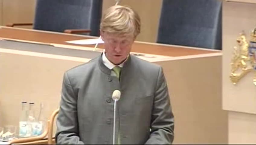 Stillbild från Interpellationsdebatt, Möjligheterna till försäkringsskydd i bostadssektorn