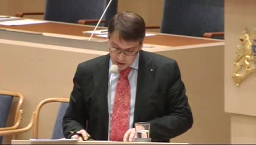 Stillbild från Interpellationsdebatt, Ökad jämställdhet i vanliga familjers vardag