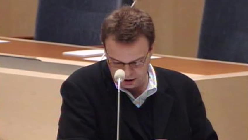Stillbild från Interpellationsdebatt, Ökade möjligheter till stöd för unga att starta eget