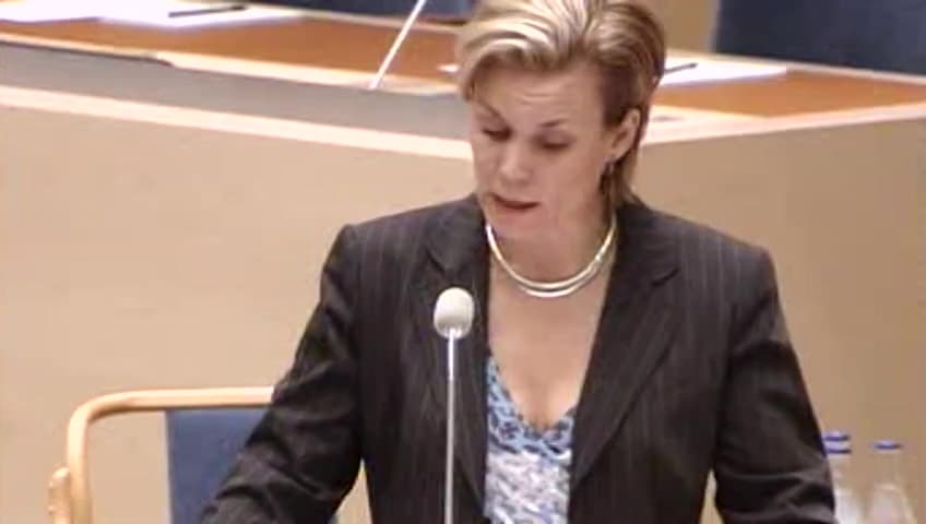Stillbild från Interpellationsdebatt, Konsekvenser för kvinnor av kriser och katastrofer
