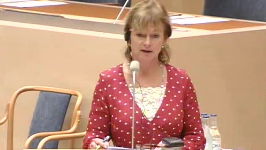 Stillbild från Interpellationsdebatt, EWK:s världsunika politiska konst