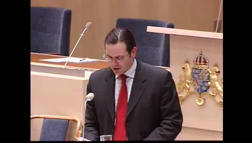 Stillbild från Interpellationsdebatt, Skattelättnader för hushållstjänster