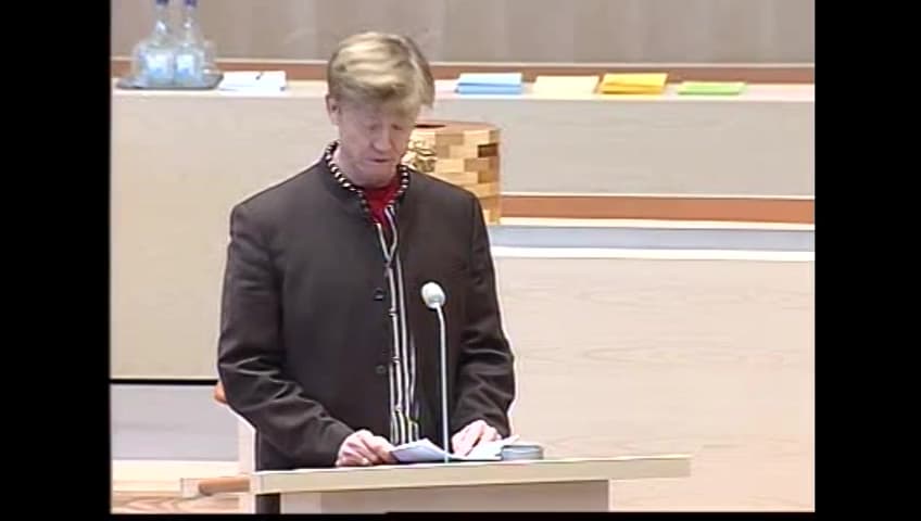 Stillbild från Interpellationsdebatt, Utsläpp av växthusgaser