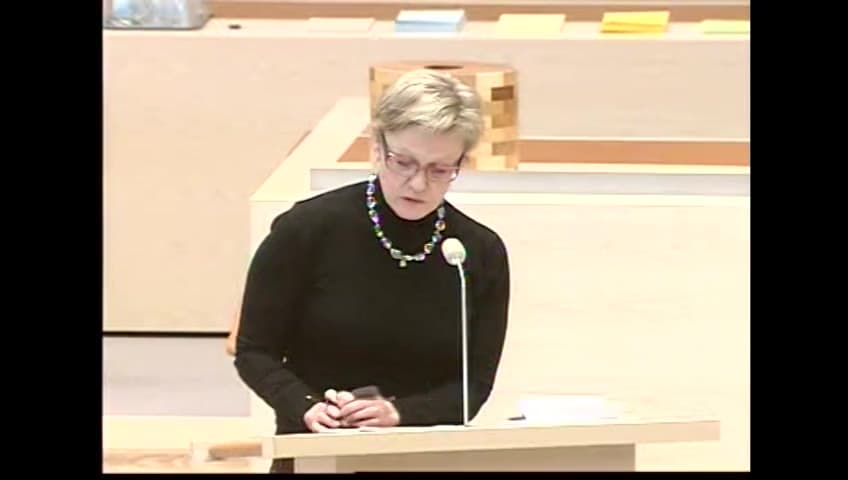 Stillbild från Interpellationsdebatt, Nedläggning av Bohusbanans sträcka Smedberg-Strömstad och andra hotade järnvägssträckor  