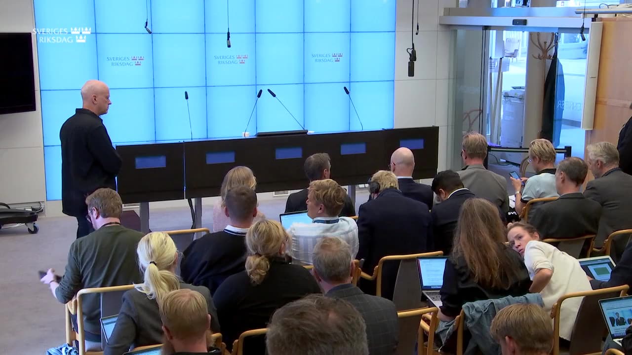 Stillbild från Presskonferens, Pressträff med talman Andreas Norlén