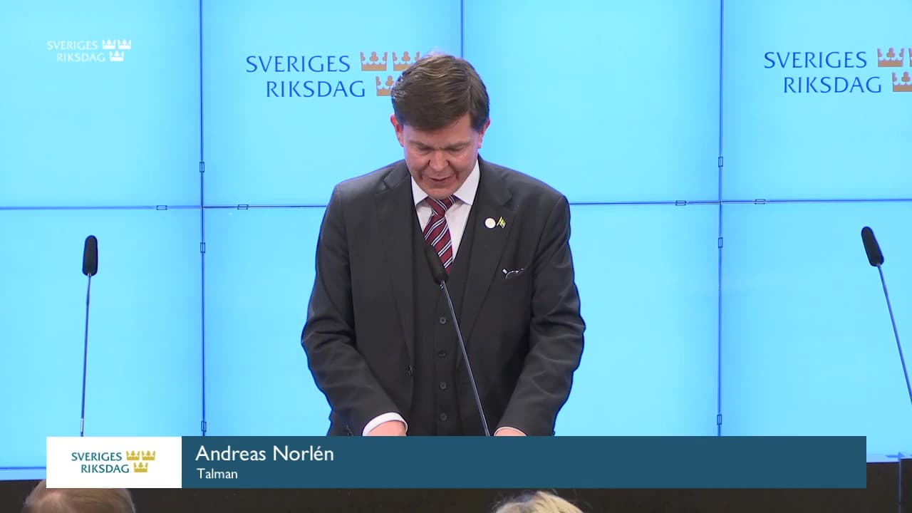 Stillbild från Presskonferens, Pressträff med talmannen