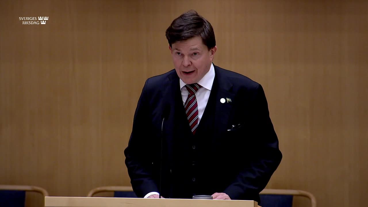 Stillbild från Övrigt kammaren, Anförande av talmannen