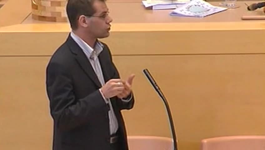 Stillbild från Debatt om förslag, Utveckling  av  den  nationella  strategin för attförverkliga  FN:s konvention om barnets  rättighetersamt andra barnfrågor