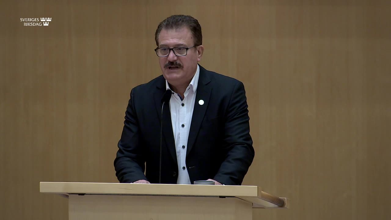 Stillbild från Allmänpolitisk debatt, Arbetsmarknad och ekonomi