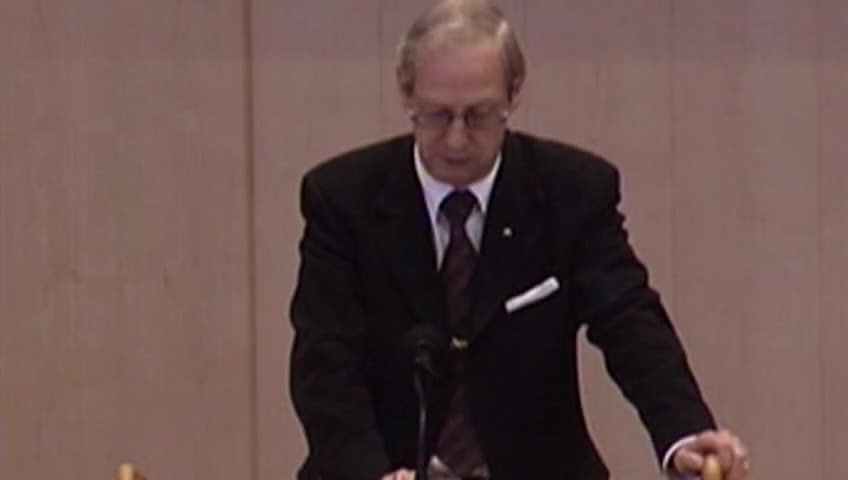 Stillbild från Debatt om förslag, Den ekonomiska brottsligheten