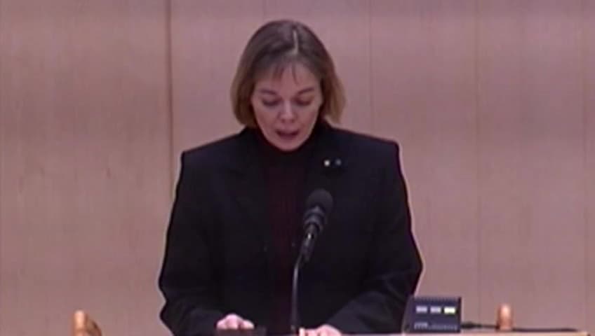 Stillbild från Debatt om förslag, Hyresgästinflytande vid ombyggnad och andra hyresrättsliga frågor