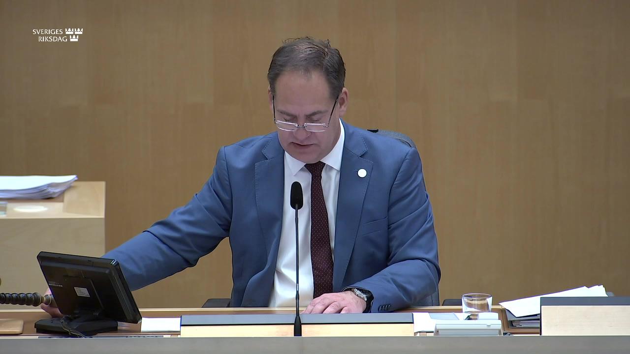 Stillbild från Debatt om förslag, Undantag från lokaliseringsprincipen för kommunal bredbandsutbyggnad