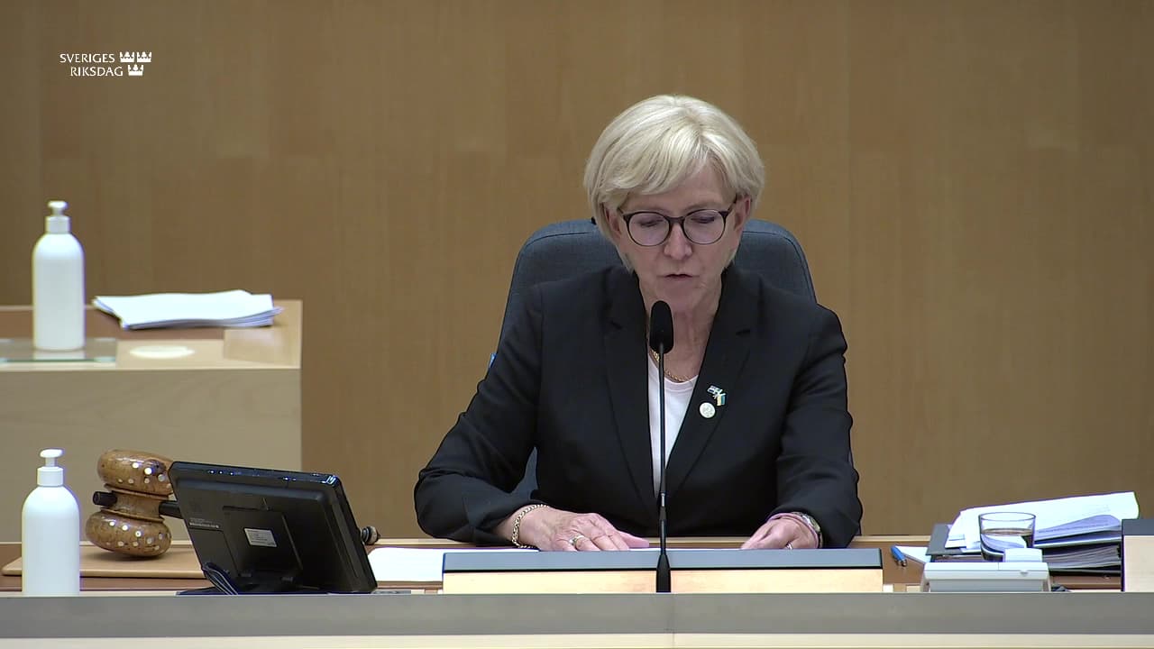 Stillbild från Beslut, Beslut