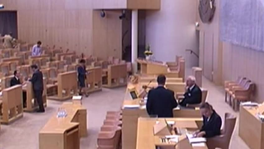 Stillbild från Debatt om förslag, Radio och TV