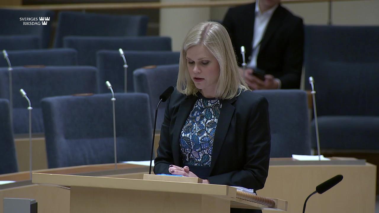 Stillbild från Interpellationsdebatt, Åtgärder mot att ukrainska flyktingar tvingas till prostitution