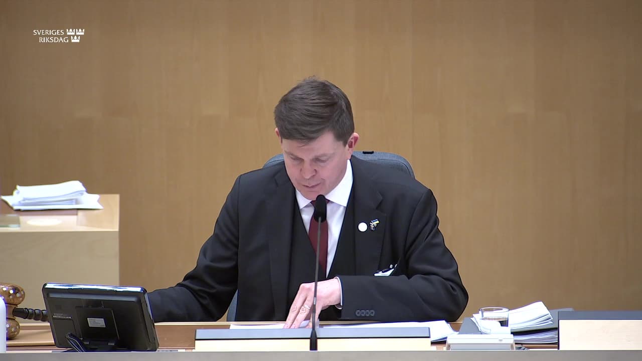 Stillbild från Beslut, Beslut: Utgiftsområde 26 Statsskuldsräntor m.m.