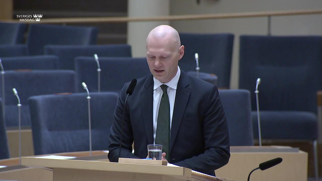 Stillbild från Interpellationsdebatt, Statistik över hushållens tillgångar och skulder