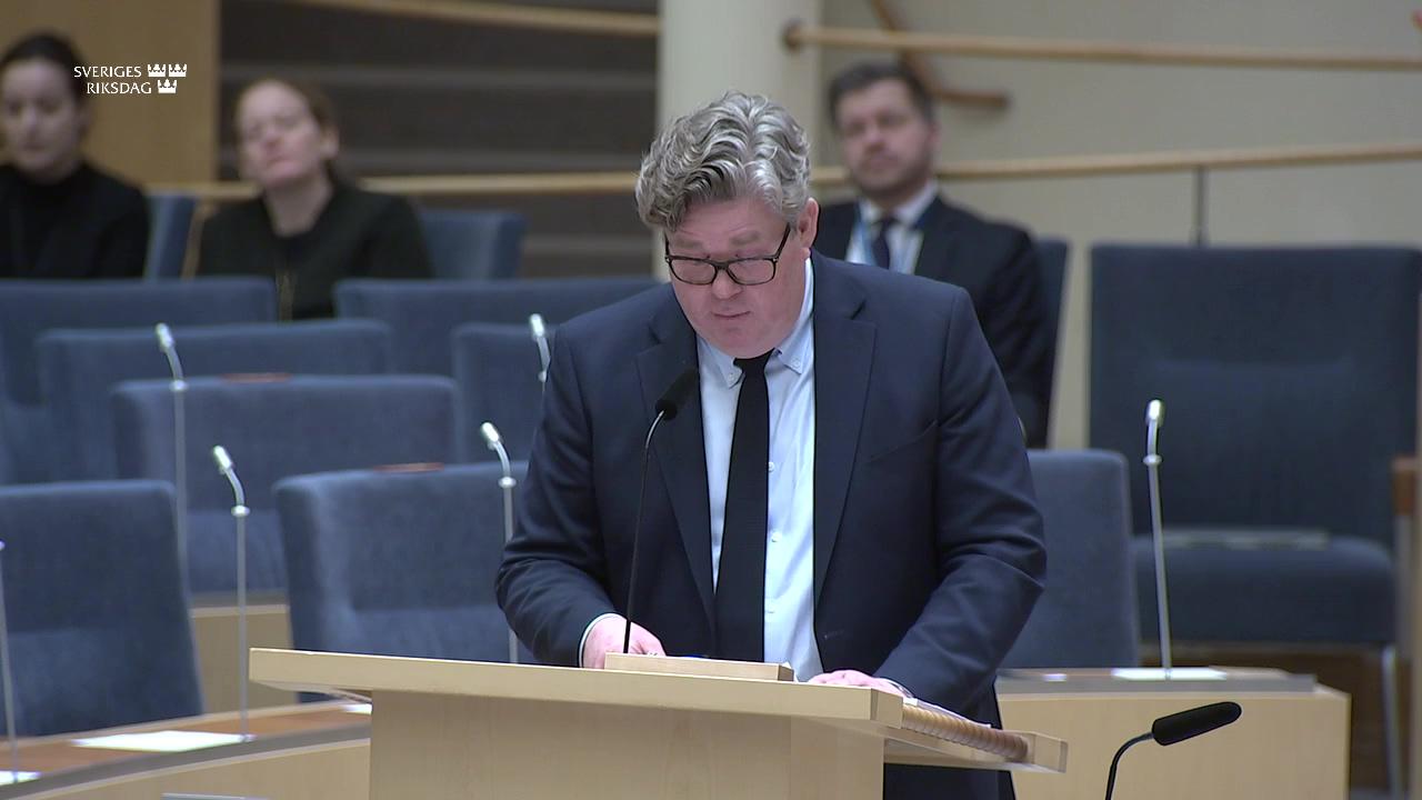 Stillbild från Interpellationsdebatt, Medarbetarnas villkor i kriminalvården 
