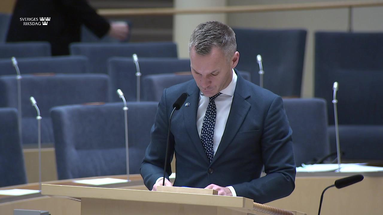 Stillbild från Interpellationsdebatt, Förutsättningarna för välfärden