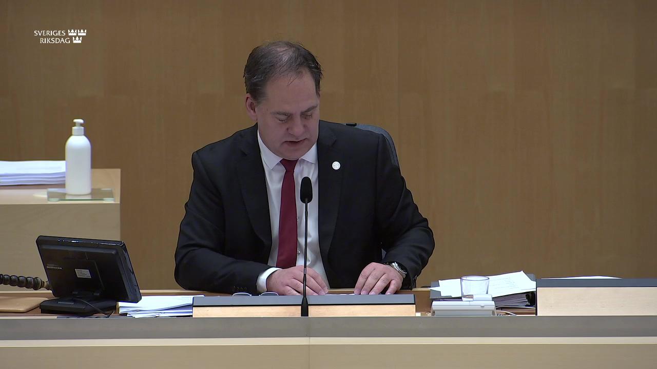 Stillbild från Debatt om förslag, Riksrevisionens rapport om statliga insatser för att stimulera investeringar i datorhallar
