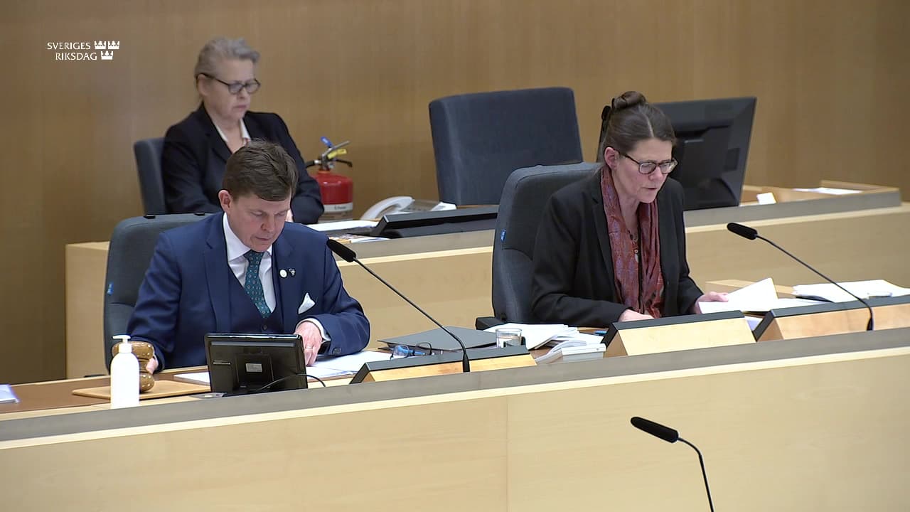 Stillbild från Beslut, Beslut: Ersättningsrätt samt insolvens- och utsökningsrätt