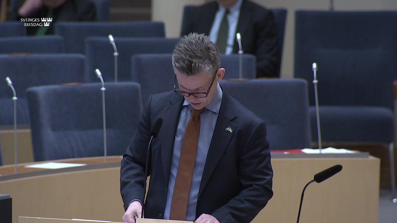 Stillbild från Interpellationsdebatt, Framtida hemmabas för landets radarspaningsflyg