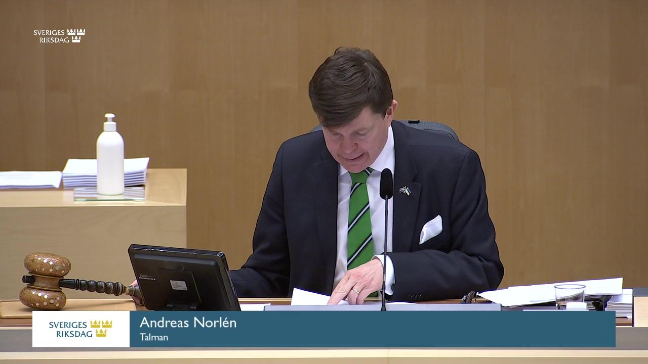 Stillbild från Debatt om förslag, Senarelagd anslutning till nationell läkemedelslista