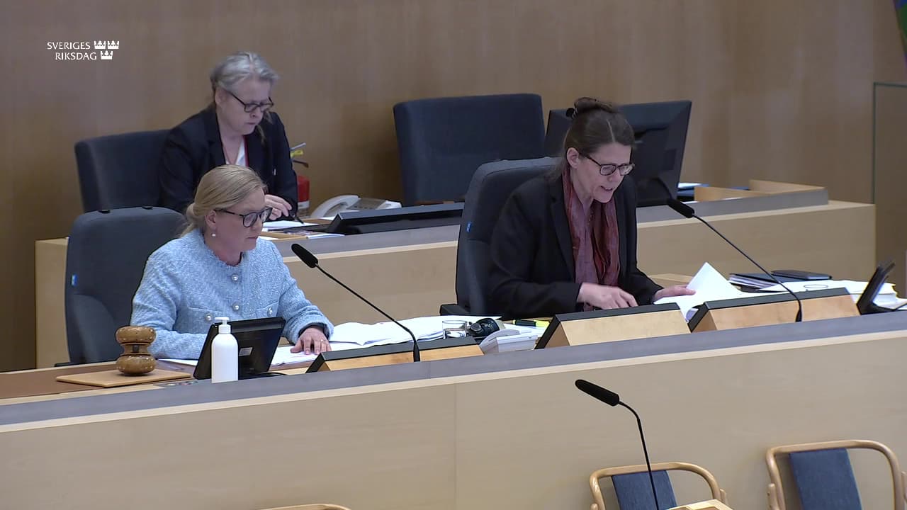 Stillbild från Beslut, Beslut: Migrationsfrågor