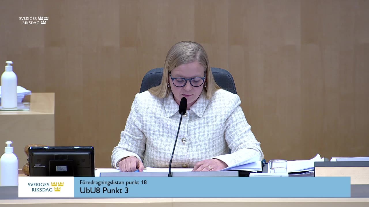 Stillbild från Beslut, Beslut: Gymnasieskolan