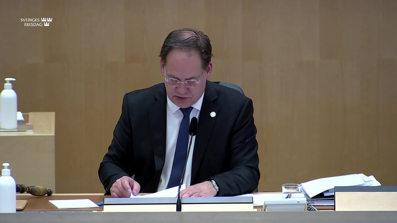 Stillbild från Beslut, Beslut: Finansiell stabilitet och finansmarknadsfrågor