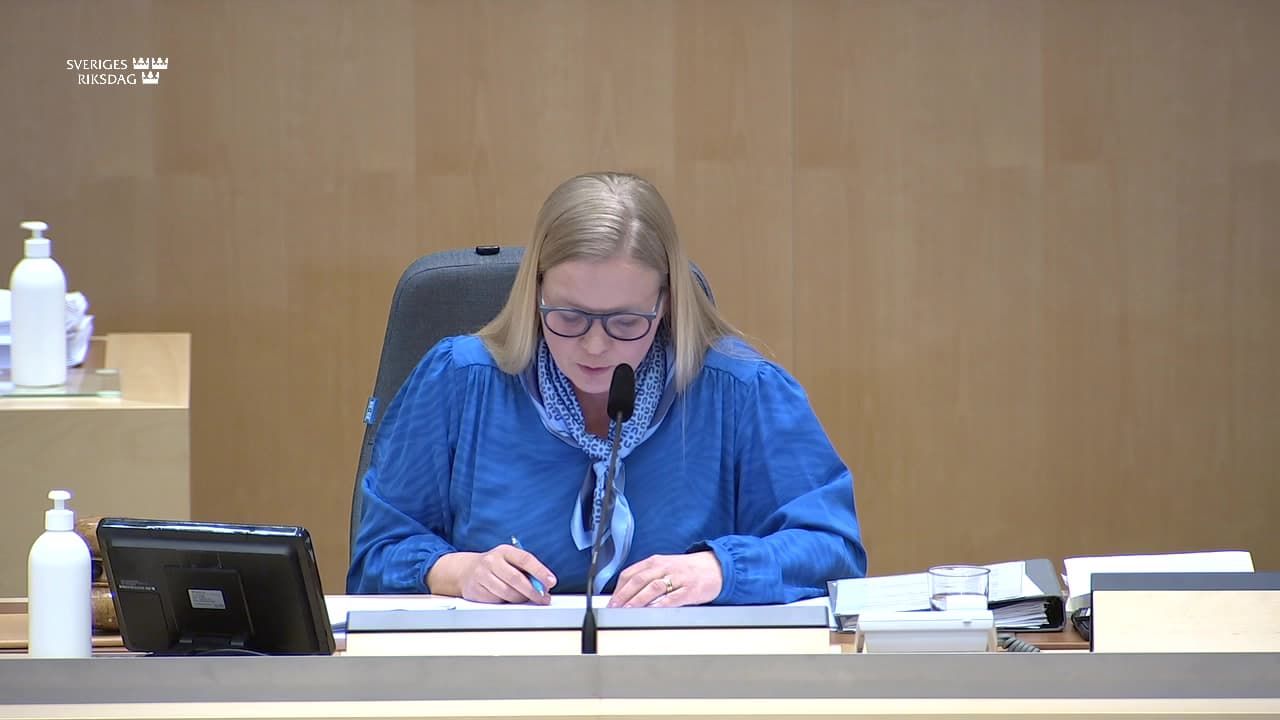Stillbild från Beslut, Beslut: Kompetensförsörjning, e-hälsa och beredskap