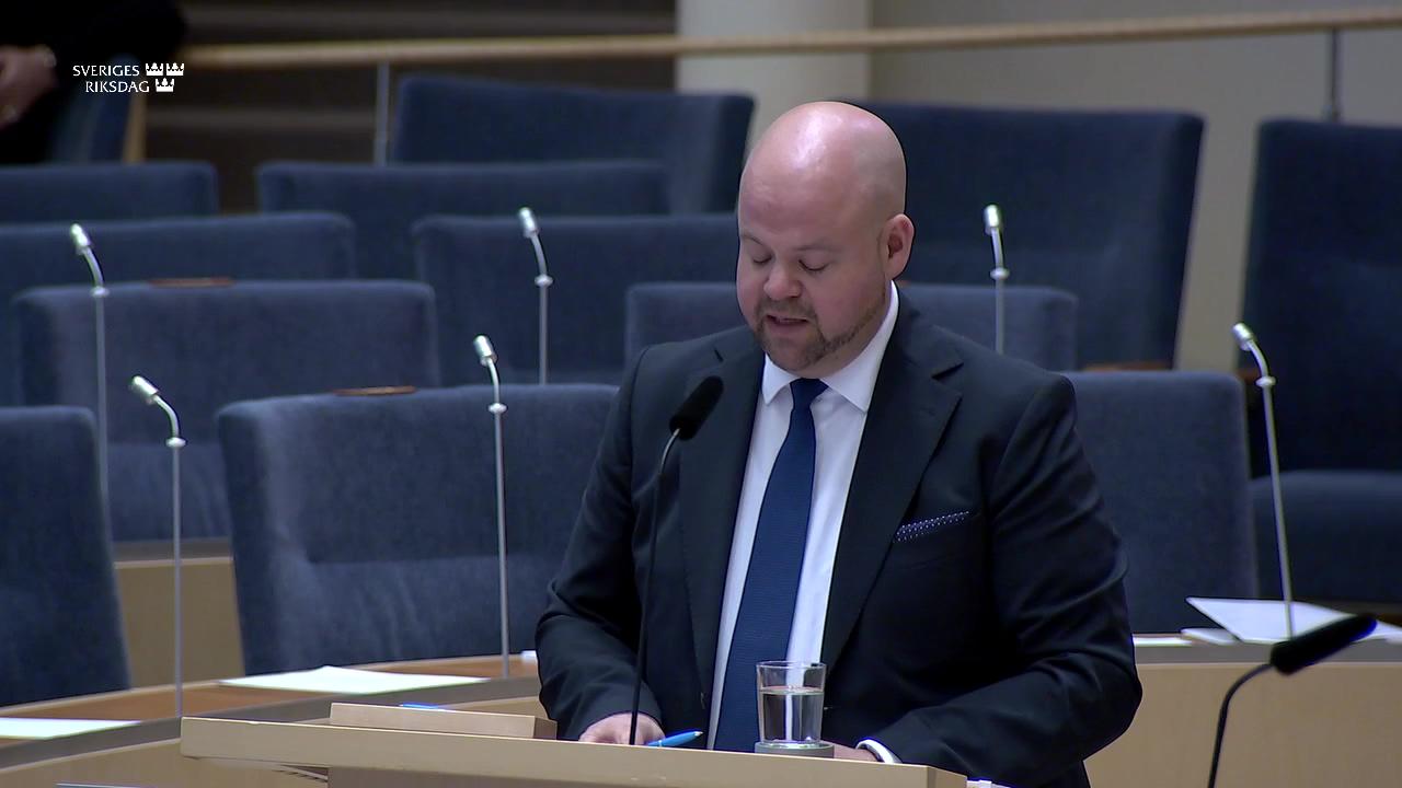 Stillbild från Interpellationsdebatt, Varg på landsbygden