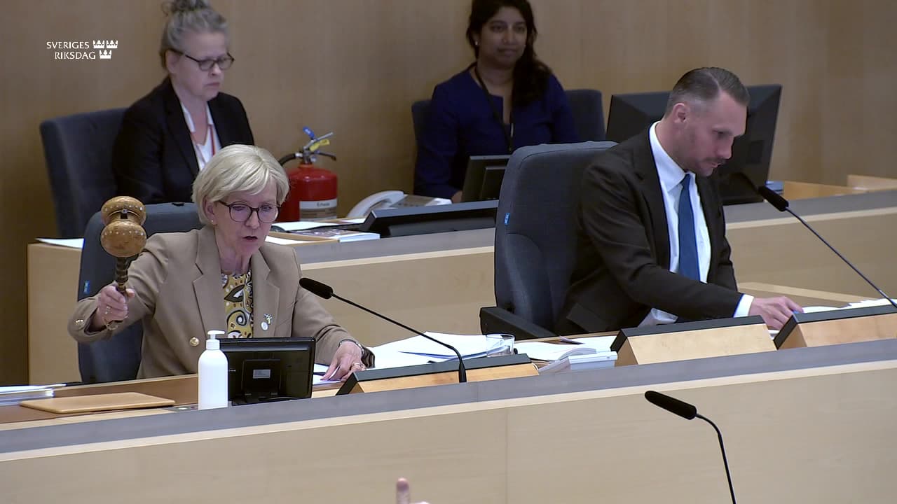 Stillbild från Beslut, Beslut: Sekretessgenombrott vid utlämnande för teknisk bearbetning eller teknisk lagring av uppgifter