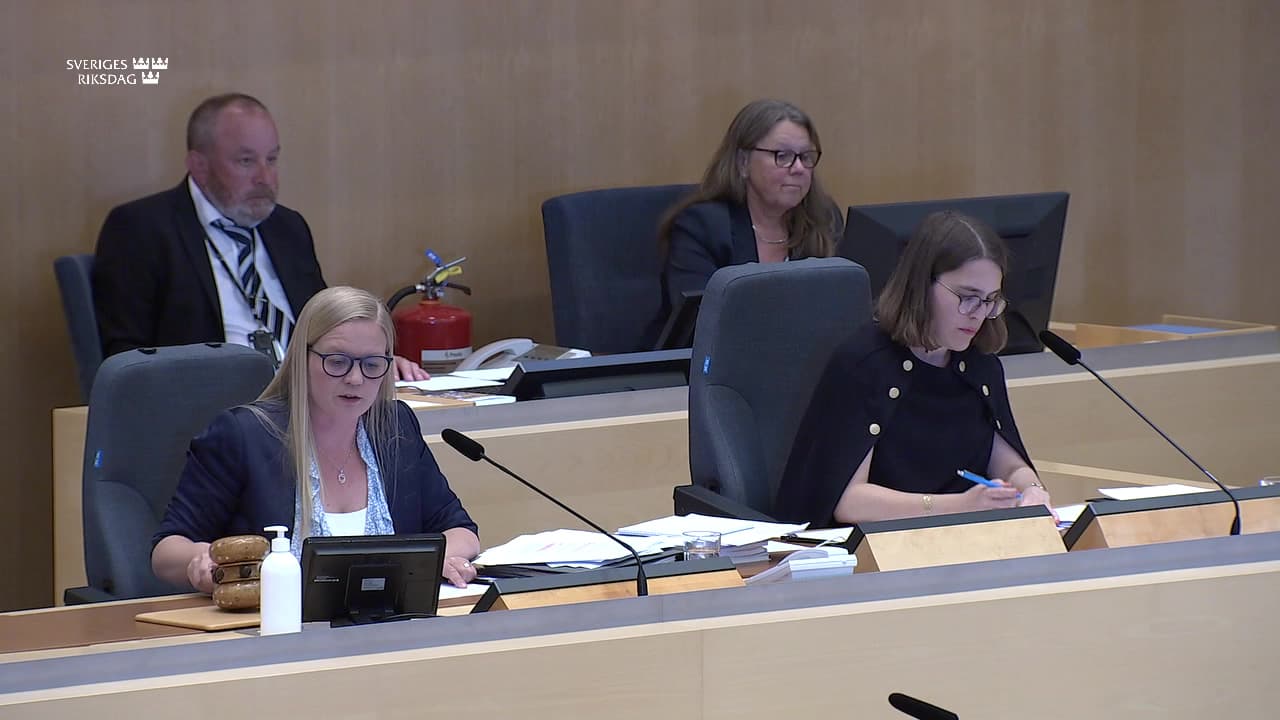 Stillbild från Beslut, Beslut: Riksrevisionens rapport om Transportstyrelsens tillsyn