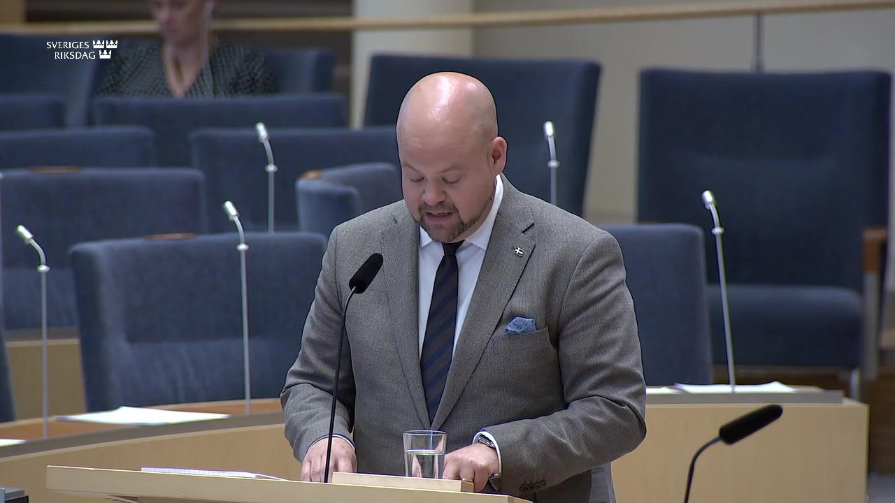 Stillbild från Interpellationsdebatt, Den statliga veterinärorganisationen på landsbygden