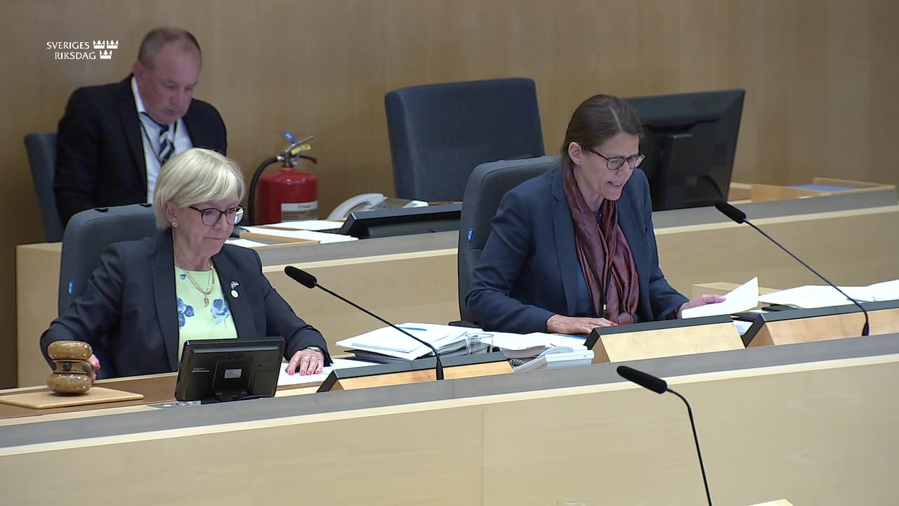 Stillbild från Beslut, Beslut: Järnvägsfrågor