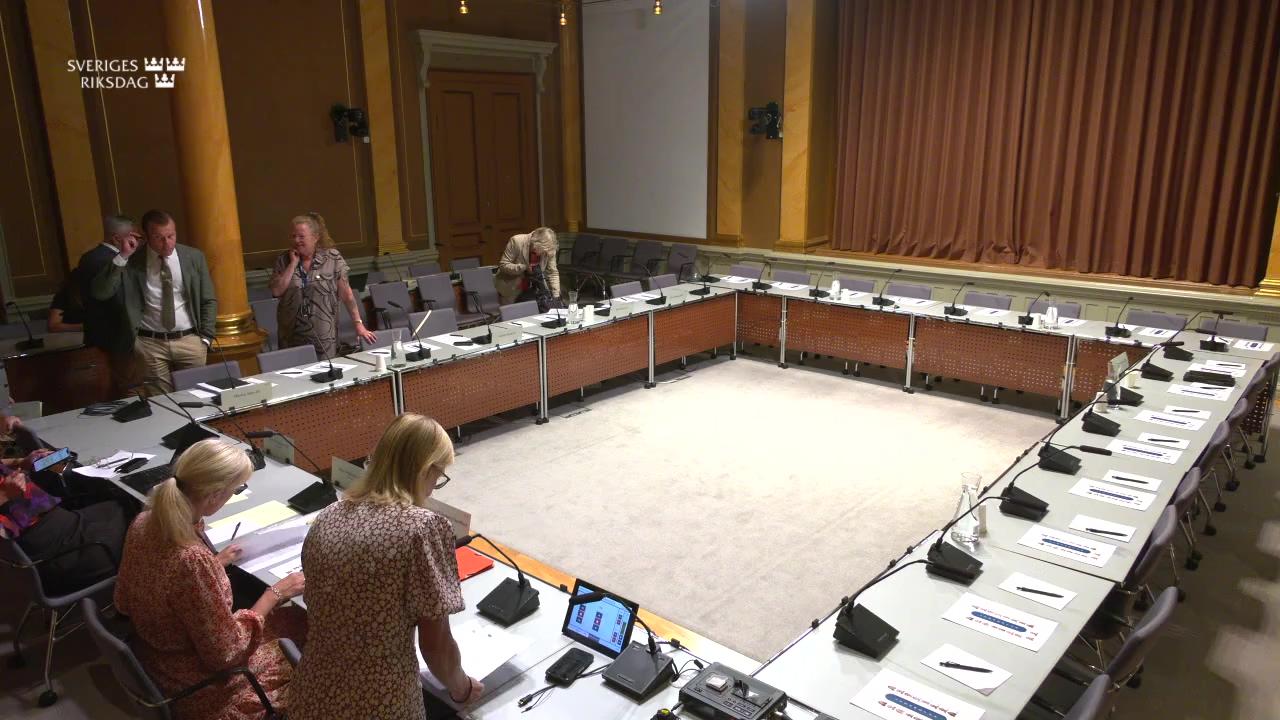 Stillbild från Öppet sammanträde, Öppet sammanträde i EU-nämnden