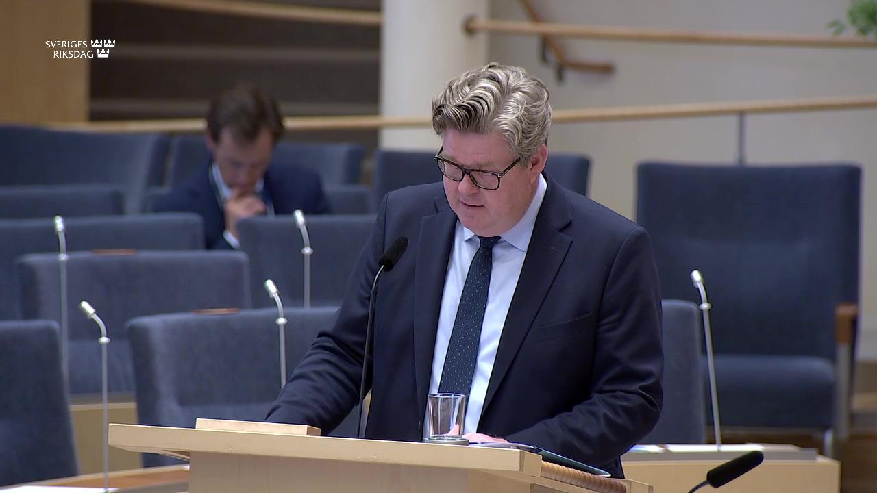Stillbild från Interpellationsdebatt, Barn som blivit utsatta för allvarliga brott