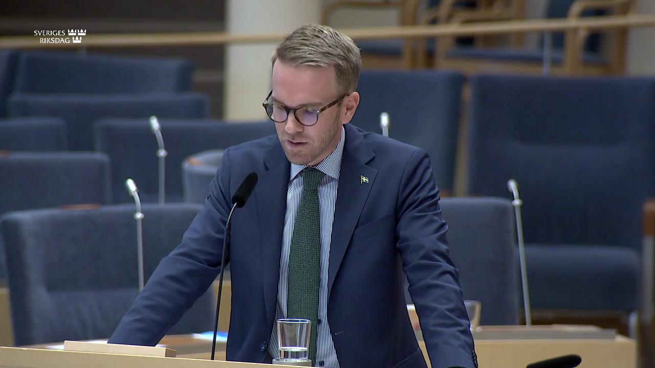 Stillbild från Interpellationsdebatt, En tryggare taxibransch