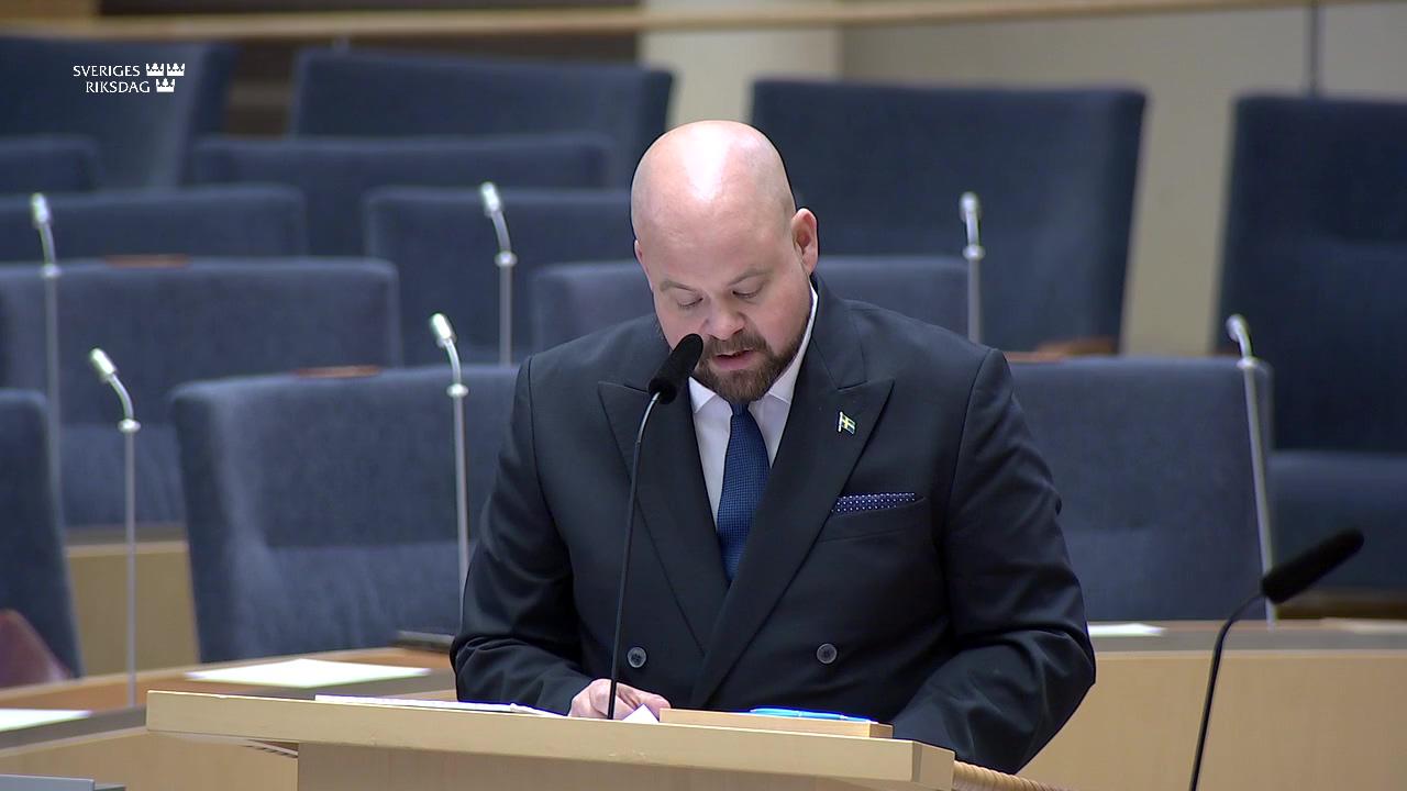 Stillbild från Interpellationsdebatt, Åtgärder mot höga halter av PFAS i svenska kräftor