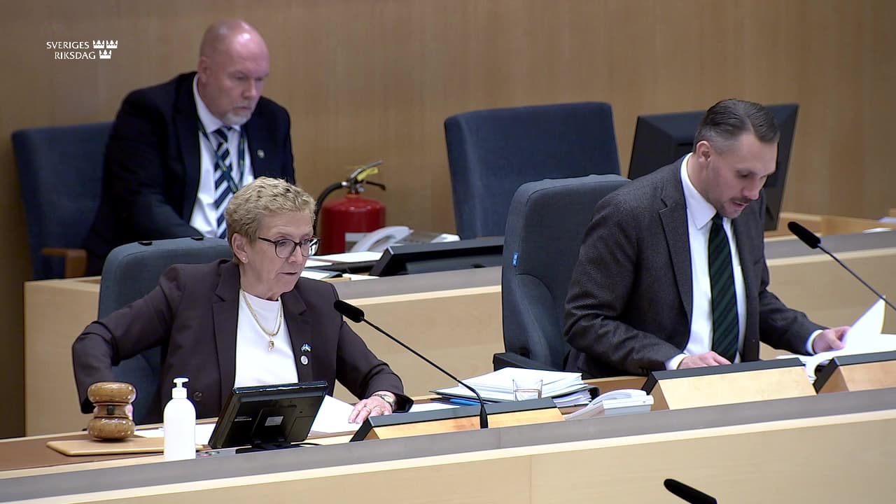 Stillbild från Beslut, Beslut: Riksrevisionens rapport om statens insatser för klimatanpassning av den byggda miljön