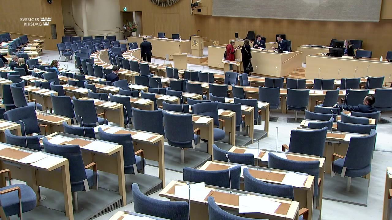 Stillbild från Debatt om förslag, Ändrade belopp i euro i försäkringsrörelselagen