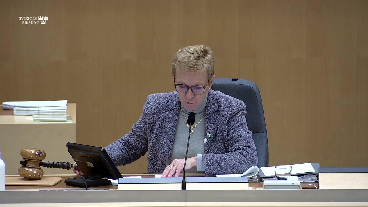 Stillbild från Debatt om förslag, Förvärv och förvaltning av vissa kreditavtal