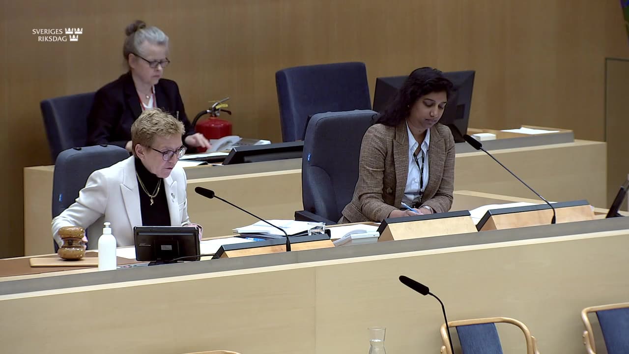 Stillbild från Beslut, Beslut: En effektivare upphandlingstillsyn