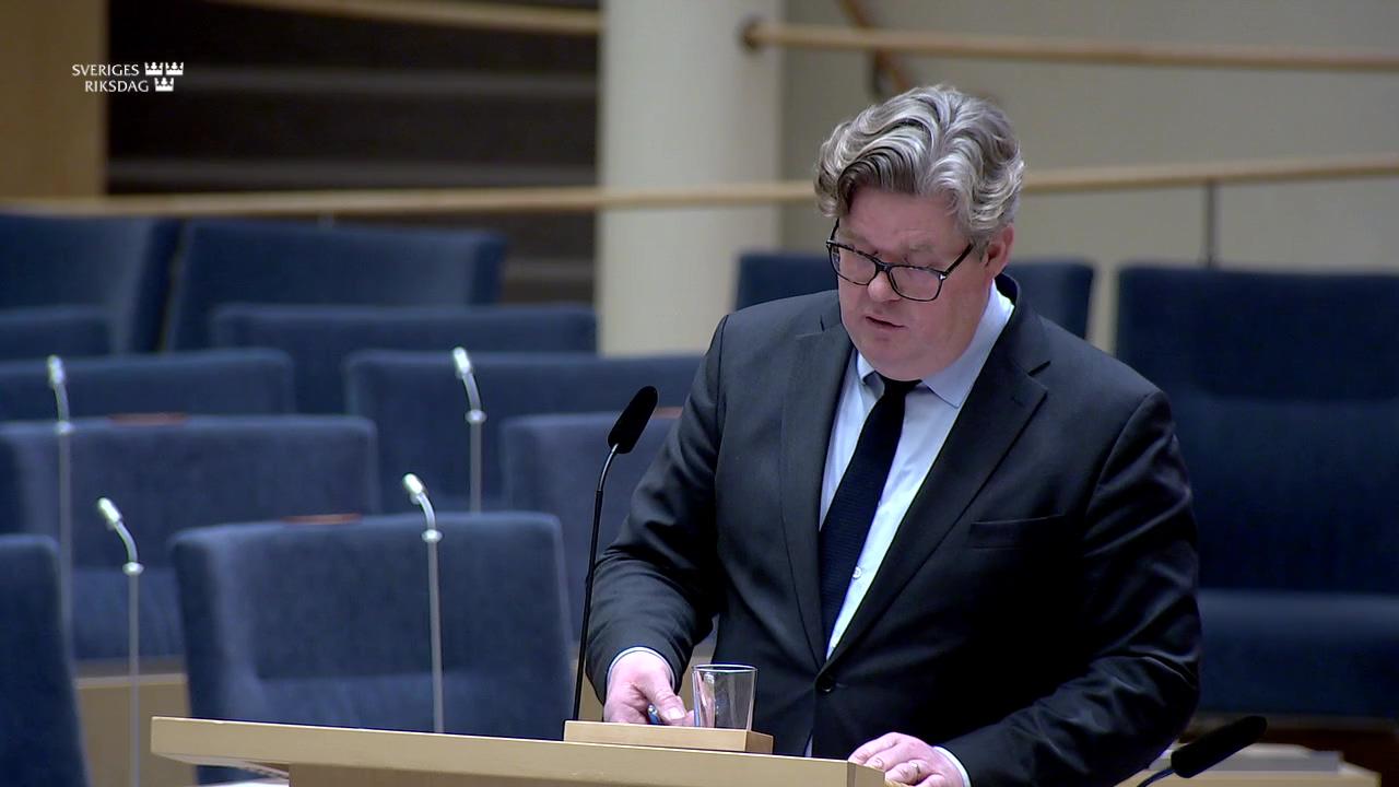 Stillbild från Interpellationsdebatt, Kunskaperna inom rättsväsendet om brott mot hbtqi-personer 